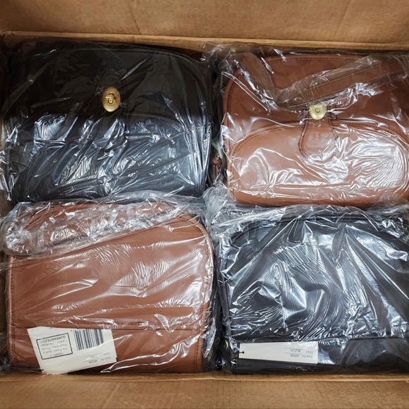 1/$40 - Any color - FASHION CROSSBODY HANDBAG - bundle to save more - Picture 2 of 12